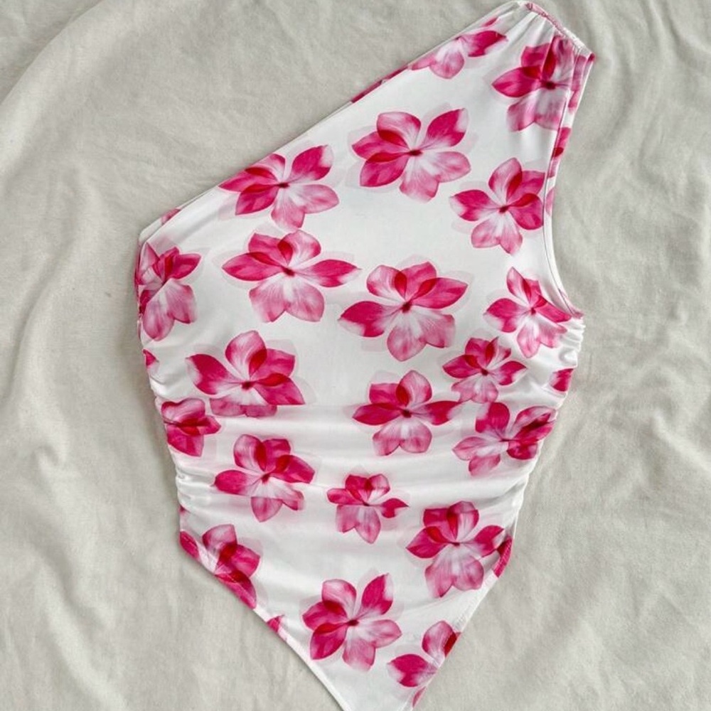 Floral One-Shoulder Swimsuit